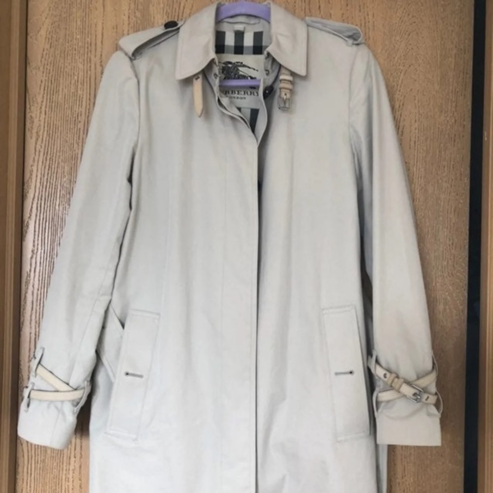 Trench coat